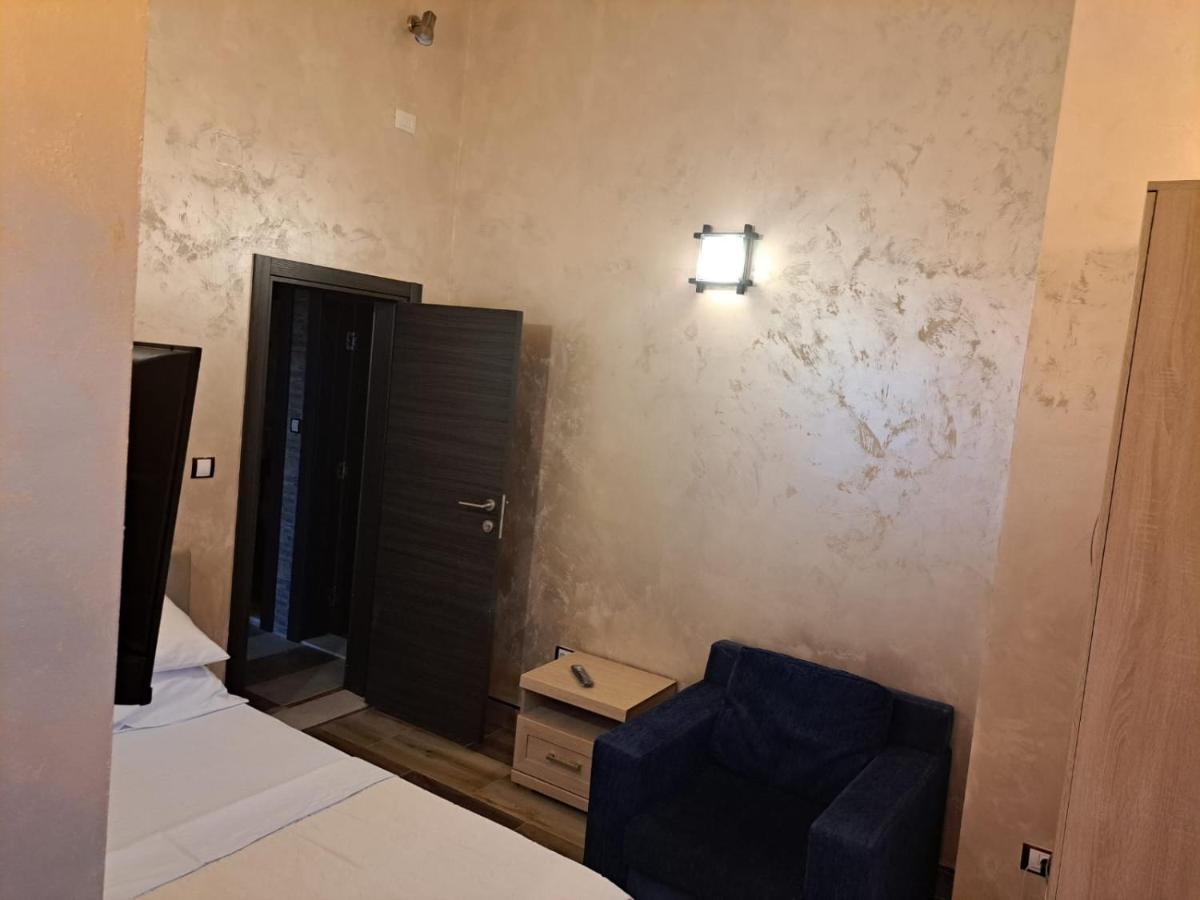 Apartments With Sea View In Prcanj كوتور المظهر الخارجي الصورة