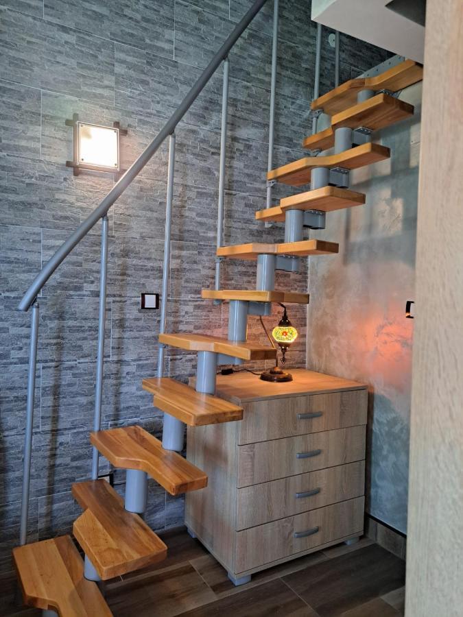 Apartments With Sea View In Prcanj كوتور المظهر الخارجي الصورة